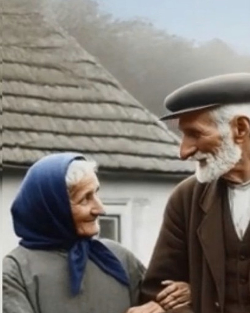 Older couple in an animated photograph
